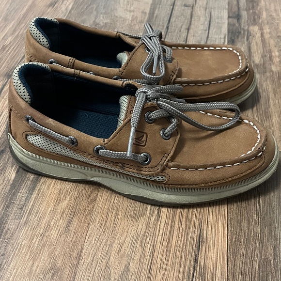 Casual Brown Boat Shoes with White Stitching - Picture 1 of 5